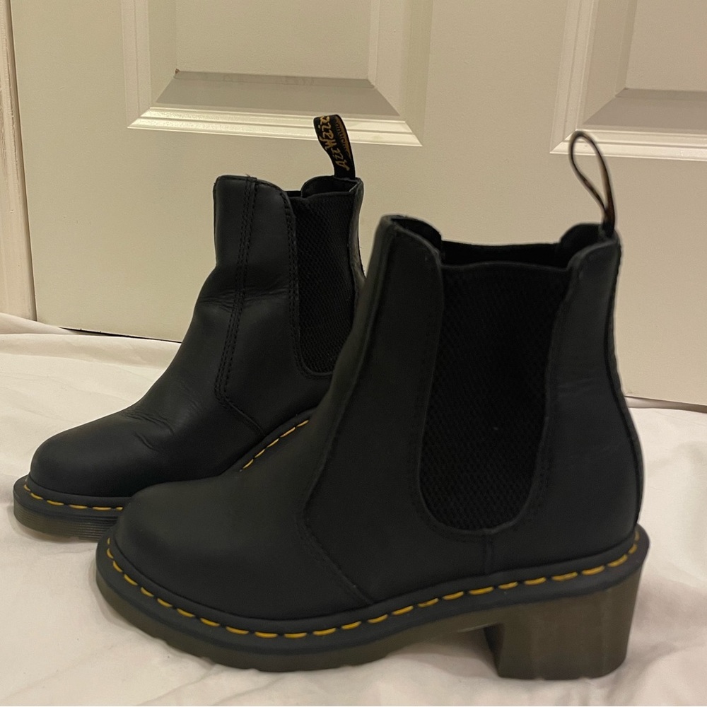 Dr. Martens Cadence Chelsea boots